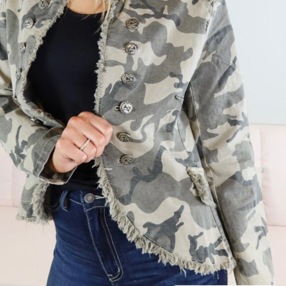 Sargent Pepper Camo Jacket - Picture 3 of 4